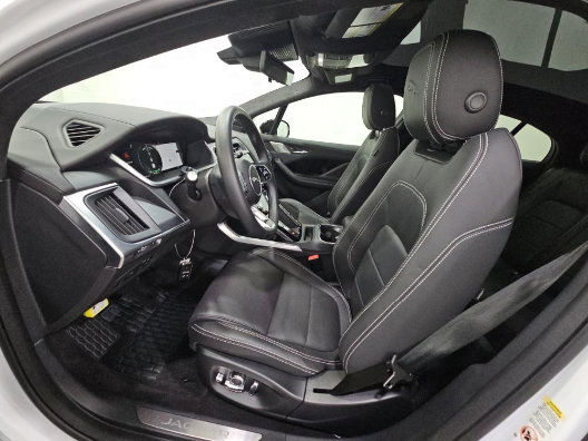 Used 2024 Jaguar I-PACE R-Dynamic HSE AWD/4WD image 3