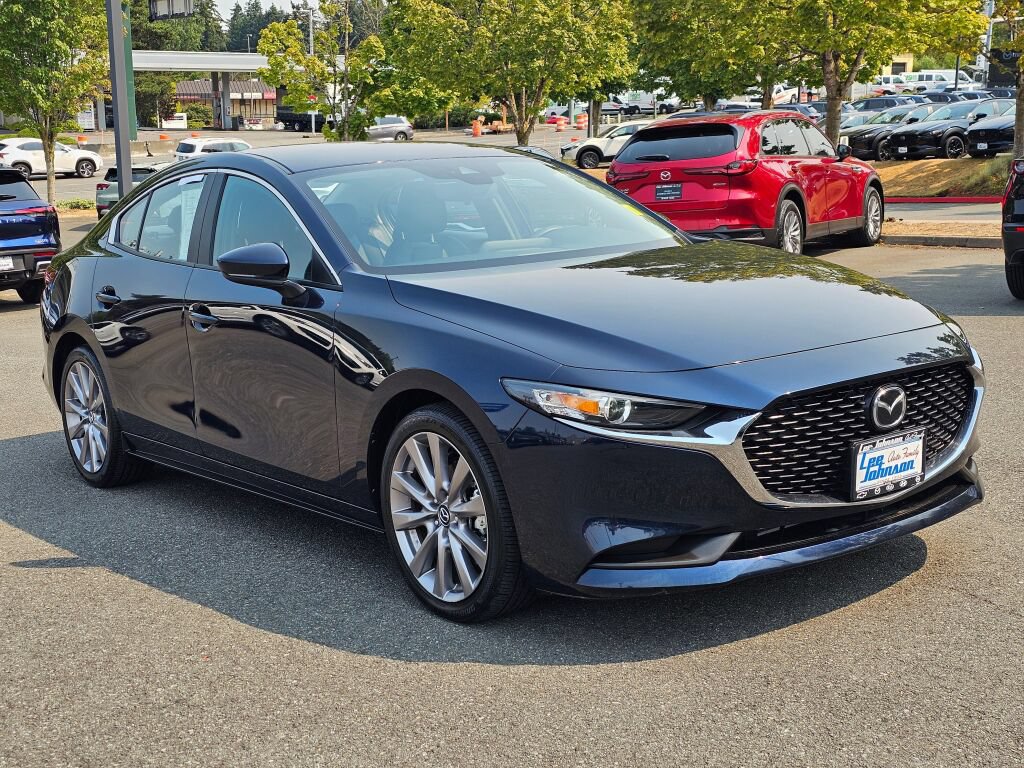 Used 2020 MAZDA MAZDA3 Sedan w/ Select Package FWD image 3