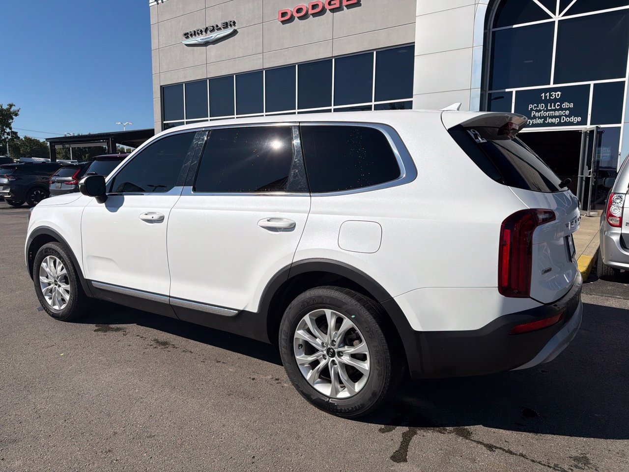 Used 2020 Kia Telluride LX AWD/4WD image 6