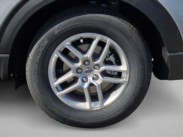 New 2026 Ford Explorer Active image 9