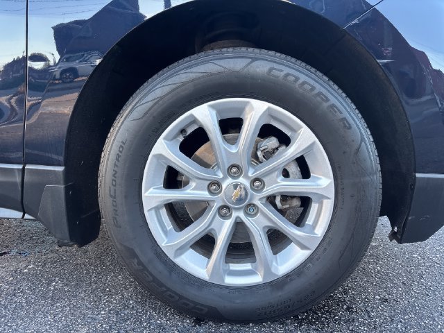 Used 2021 Chevrolet Equinox LS w/ LPO, Floor Liner Package AWD/4WD image 9