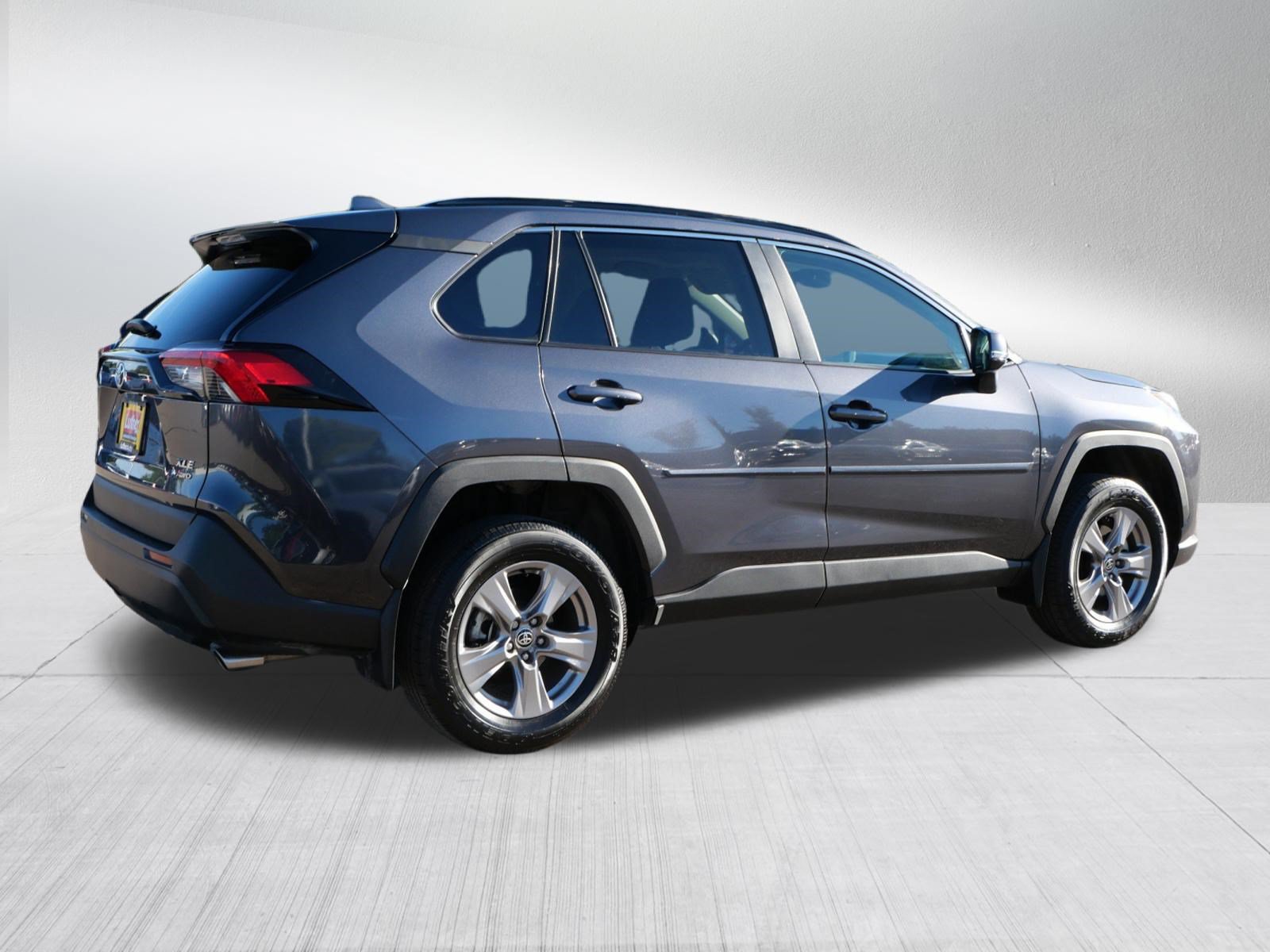 Used 2023 Toyota RAV4 XLE w/ Convenience Package AWD/4WD image 7