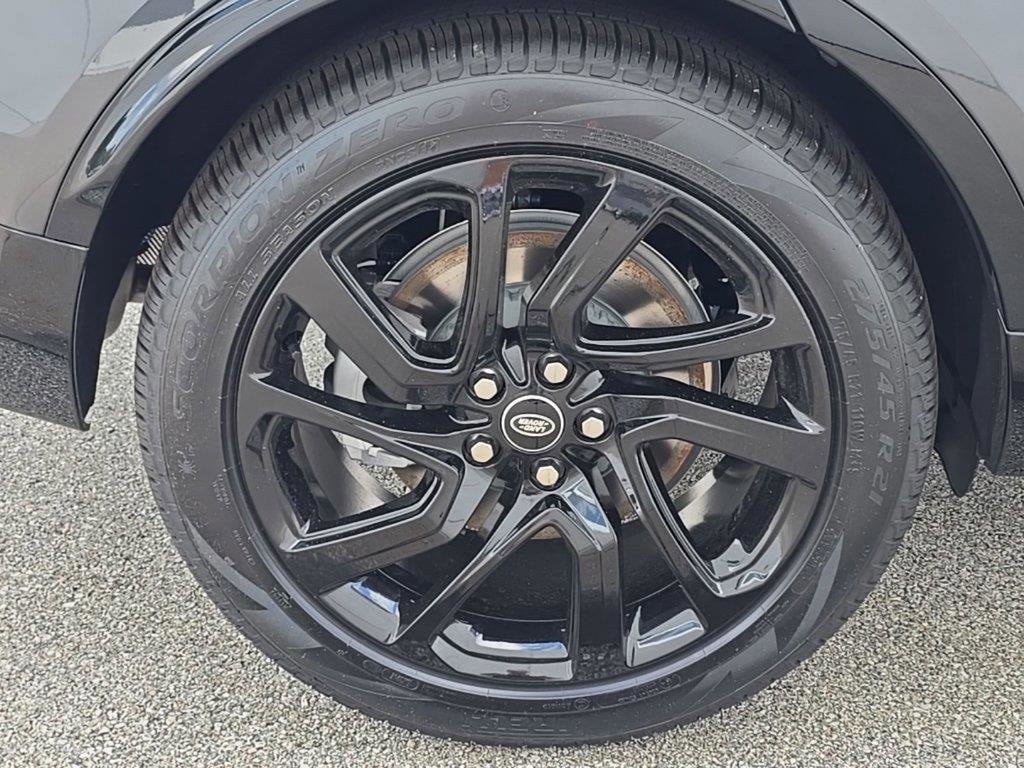 Certified 2025 Land Rover Discovery Dynamic SE AWD/4WD image 6
