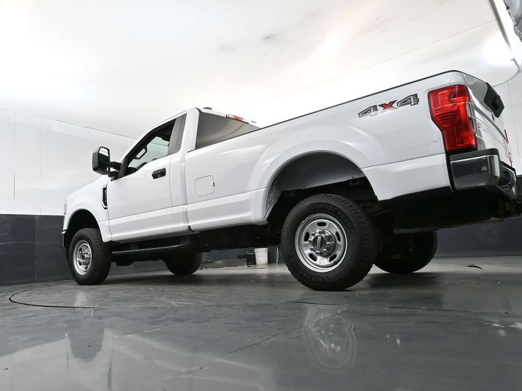 Used 2021 Ford F250 XL w/ Power Equipment Group AWD/4WD image 18