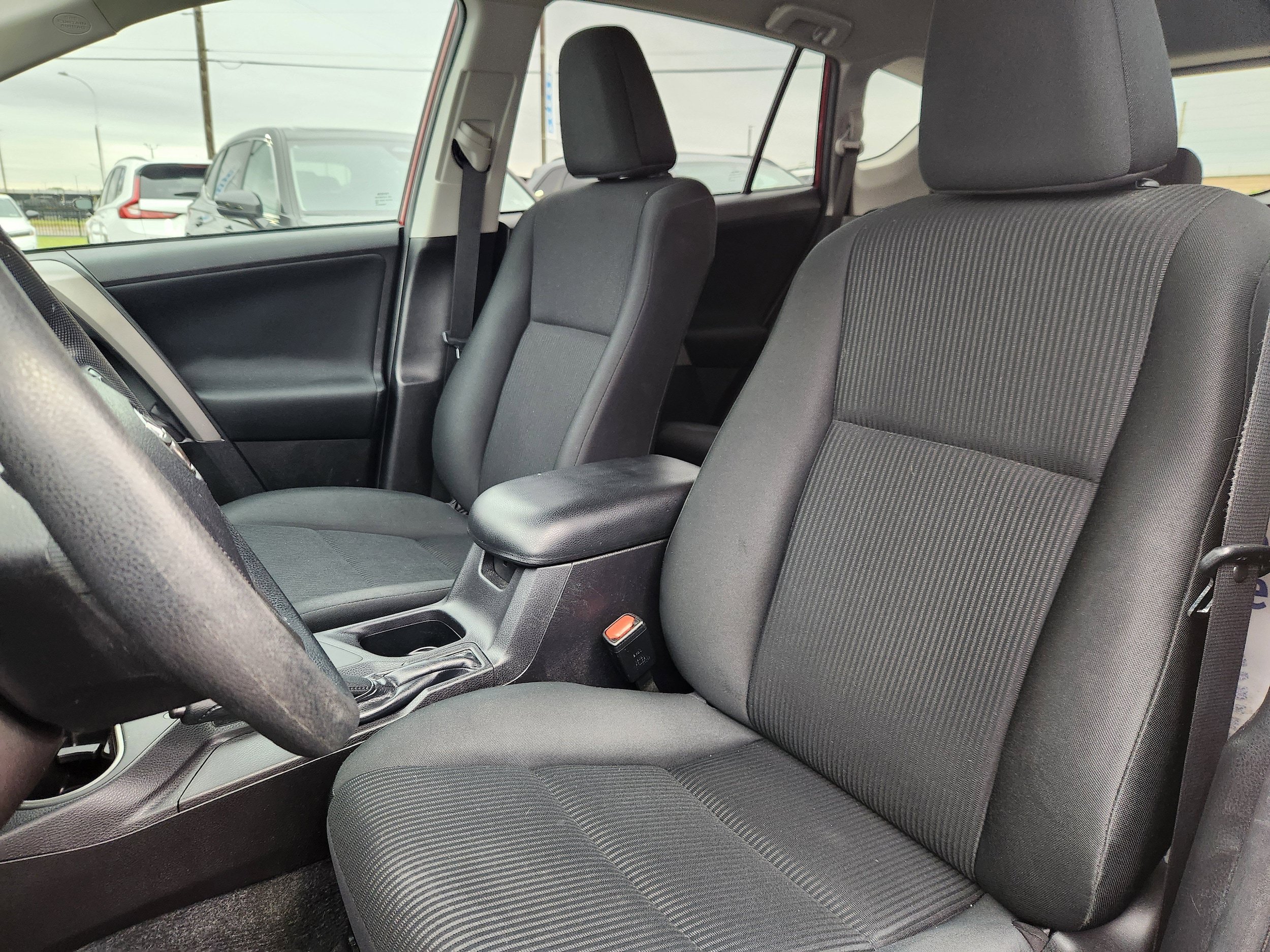 Used 2018 Toyota RAV4 LE w/ All Weather Liner Package AWD/4WD image 7