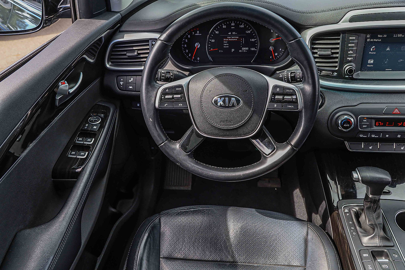 Used 2020 Kia Sorento EX AWD/4WD image 17