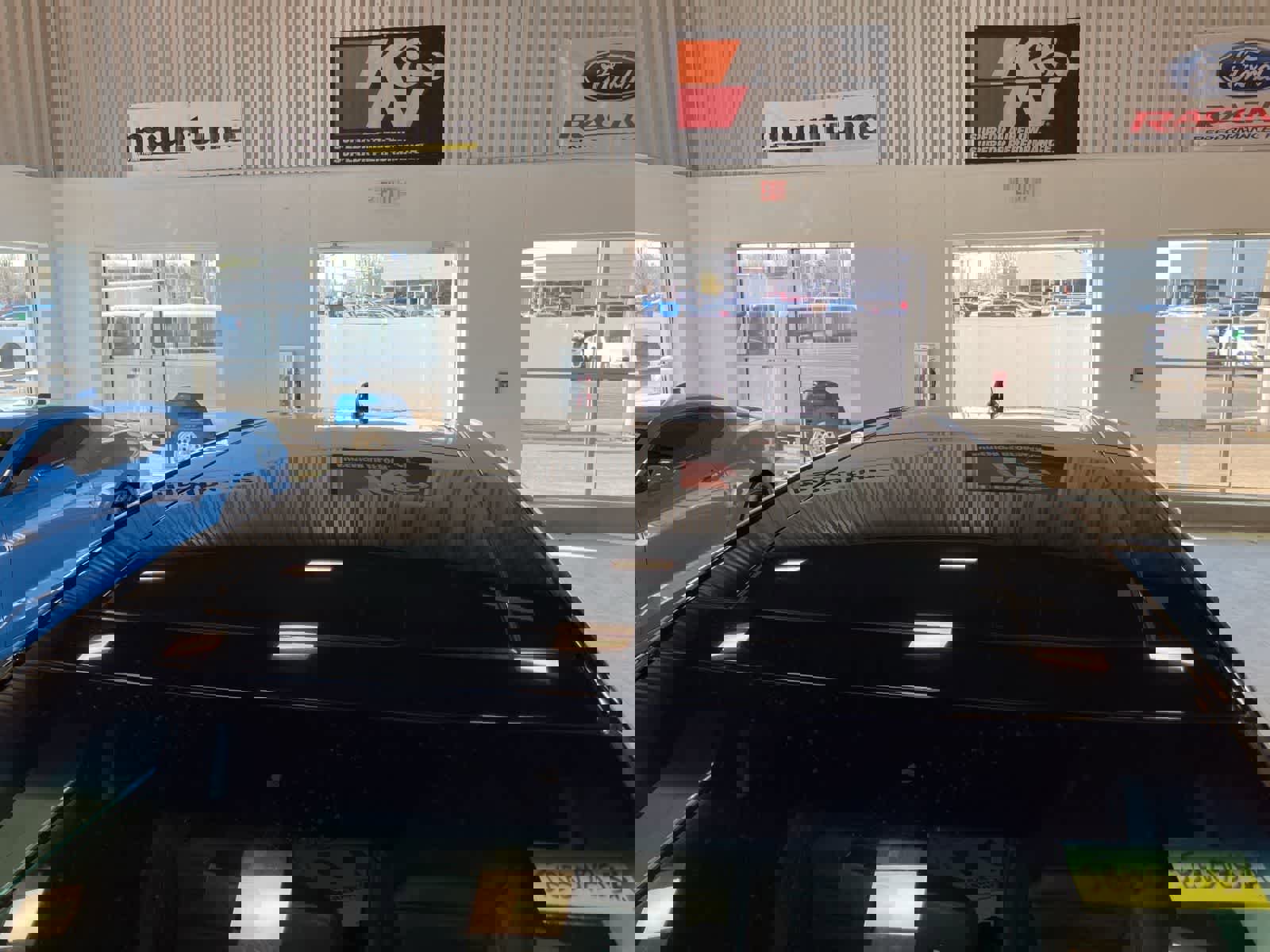 Used 2018 Ford Edge SEL w/ Equipment Group 201A AWD/4WD image 10