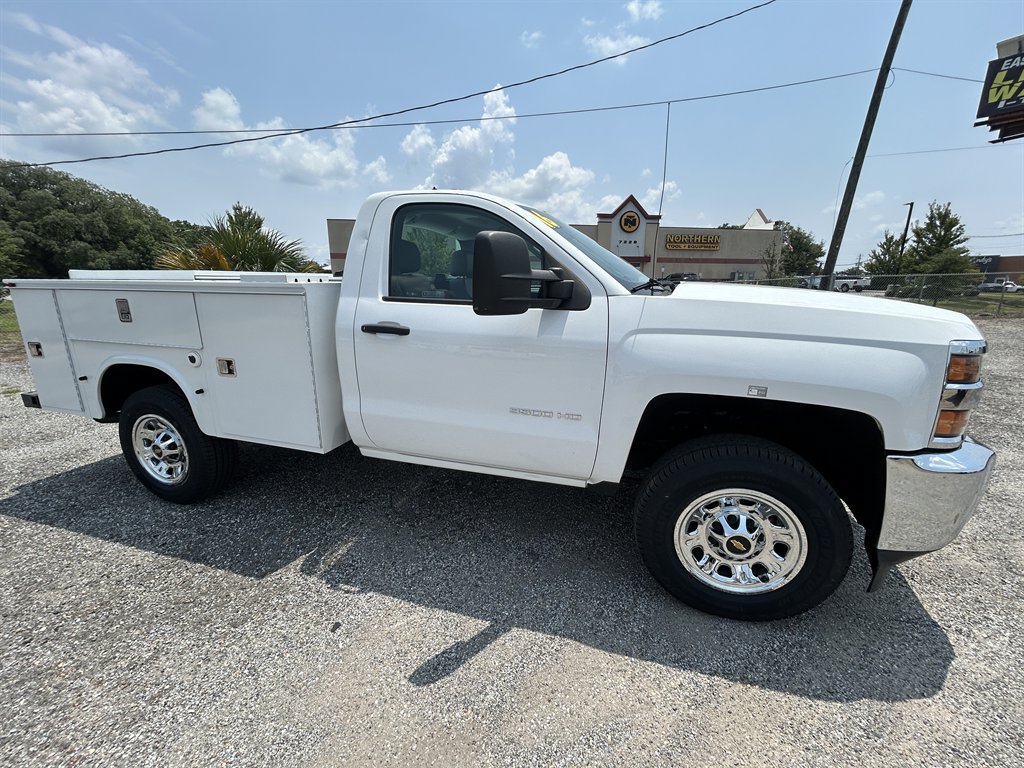 Used 2016 Chevrolet Silverado 3500 W/T RWD image 4
