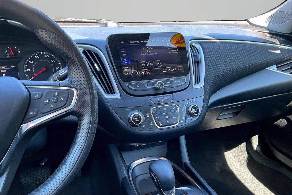 Used 2023 Chevrolet Malibu LT FWD image 9