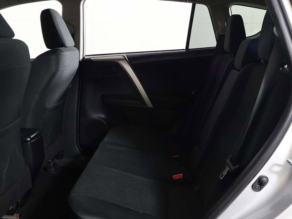Used 2015 Toyota RAV4 LE AWD/4WD image 25