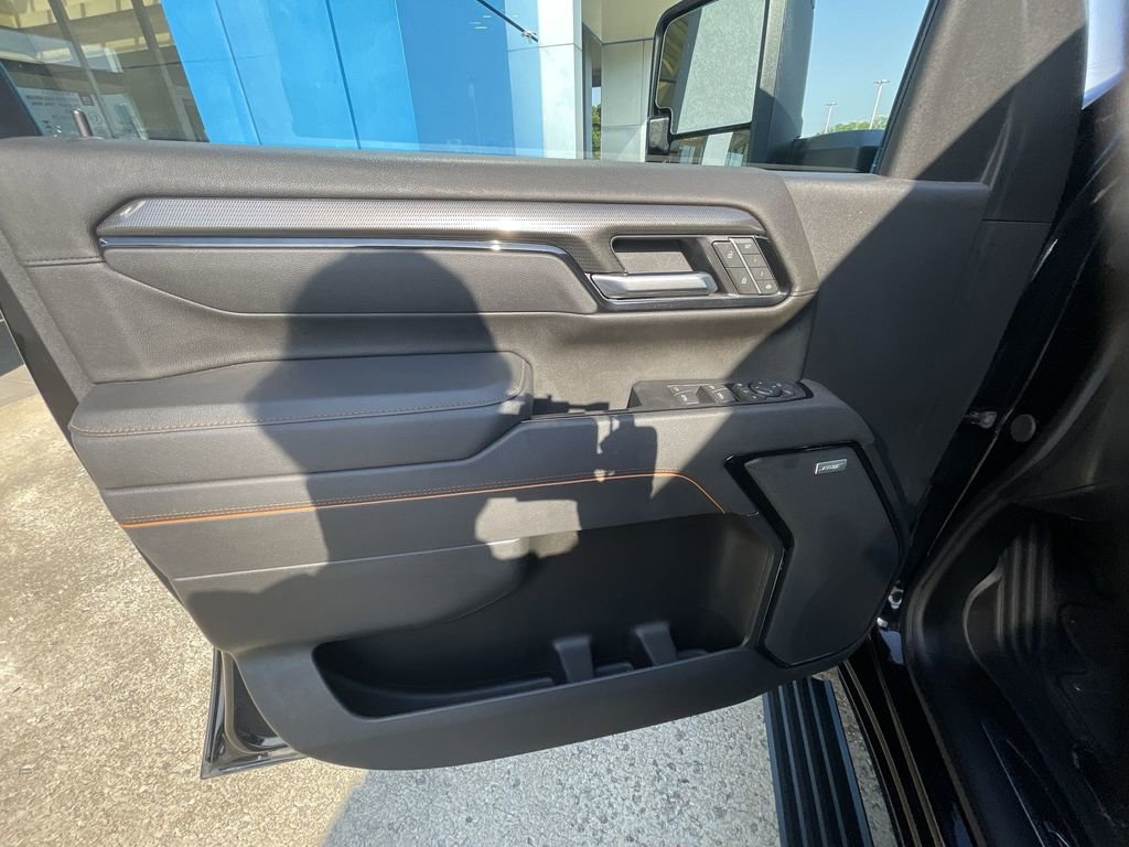 Certified 2025 GMC Sierra 2500 AT4 w/ AT4 Premium Plus Package AWD/4WD image 23