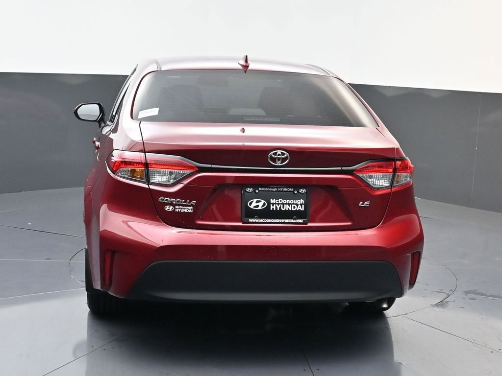 Used 2026 Toyota Corolla LE FWD image 4