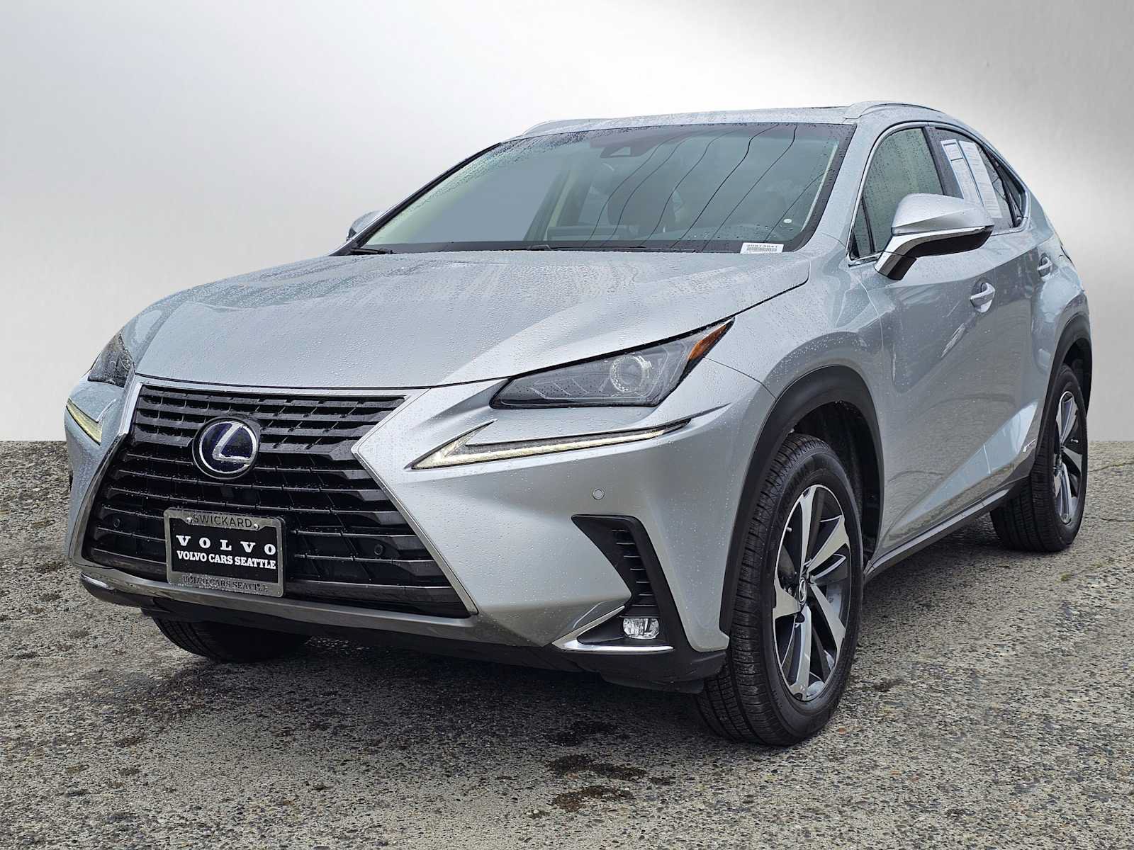 Used 2018 Lexus NX 300h AWD w/ Premium Package image 7