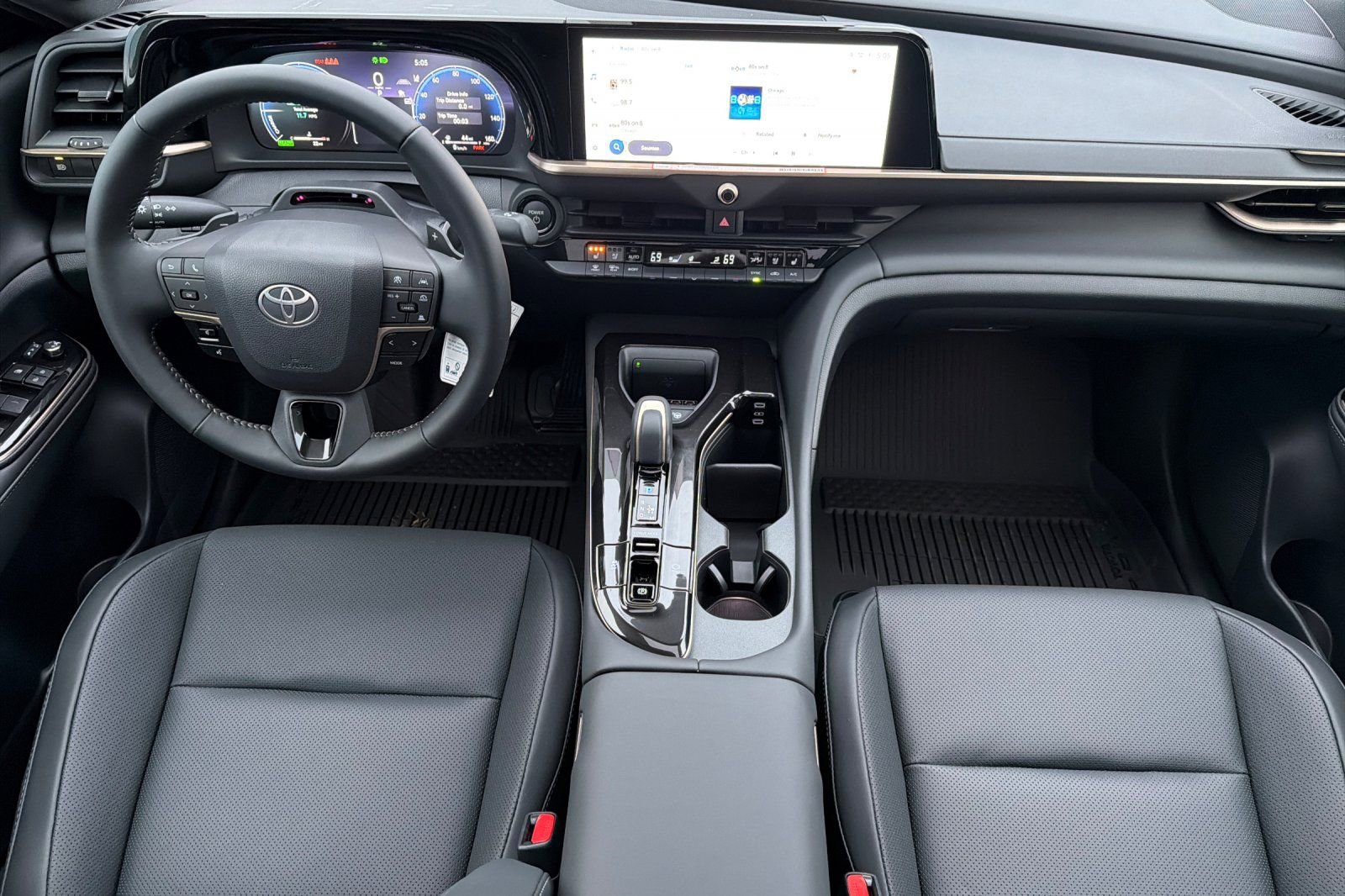 New 2026 Toyota Crown Platinum AWD/4WD image 11