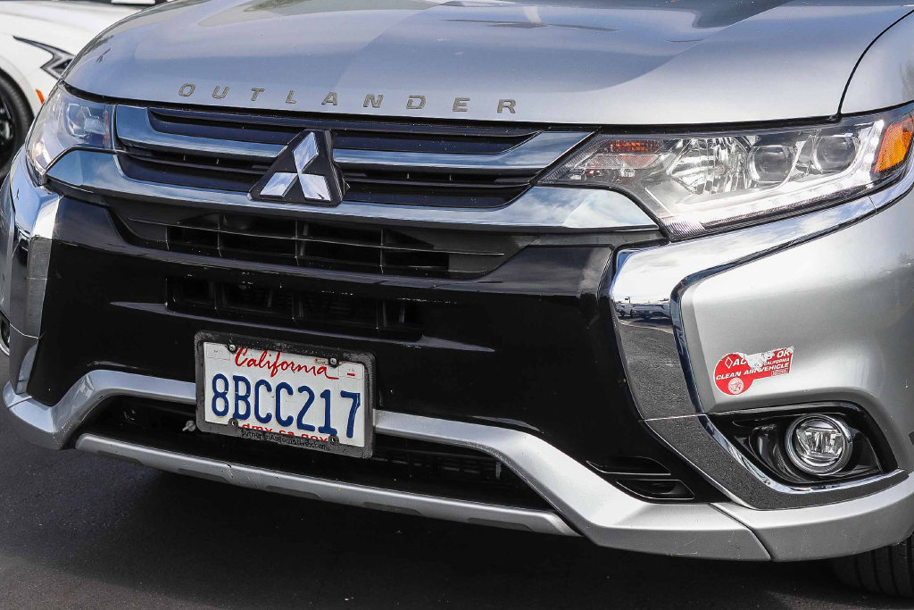 Used 2018 Mitsubishi Outlander GT AWD/4WD image 11
