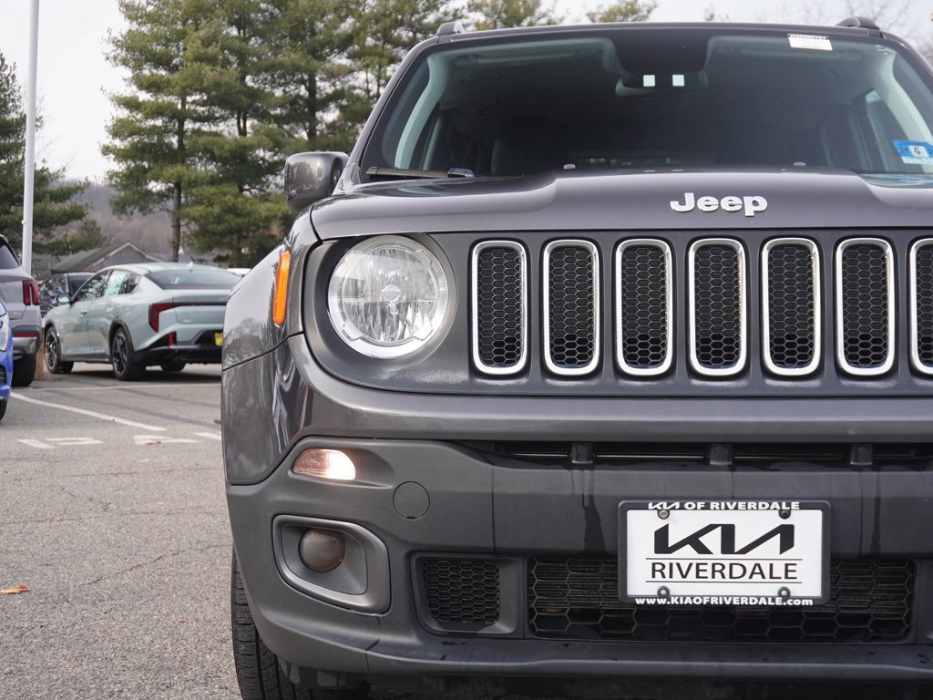 Used 2018 Jeep Renegade Latitude image 8