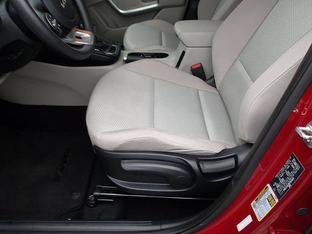 Certified 2024 Kia Soul LX FWD image 13