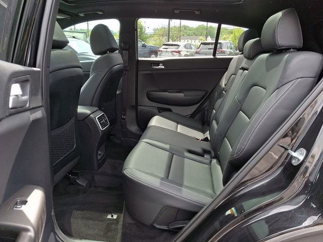 Certified 2022 Kia Sportage Nightfall Edition FWD image 10