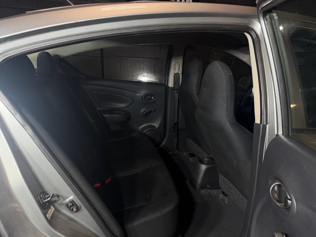 Used 2014 Nissan Versa S Plus FWD image 16