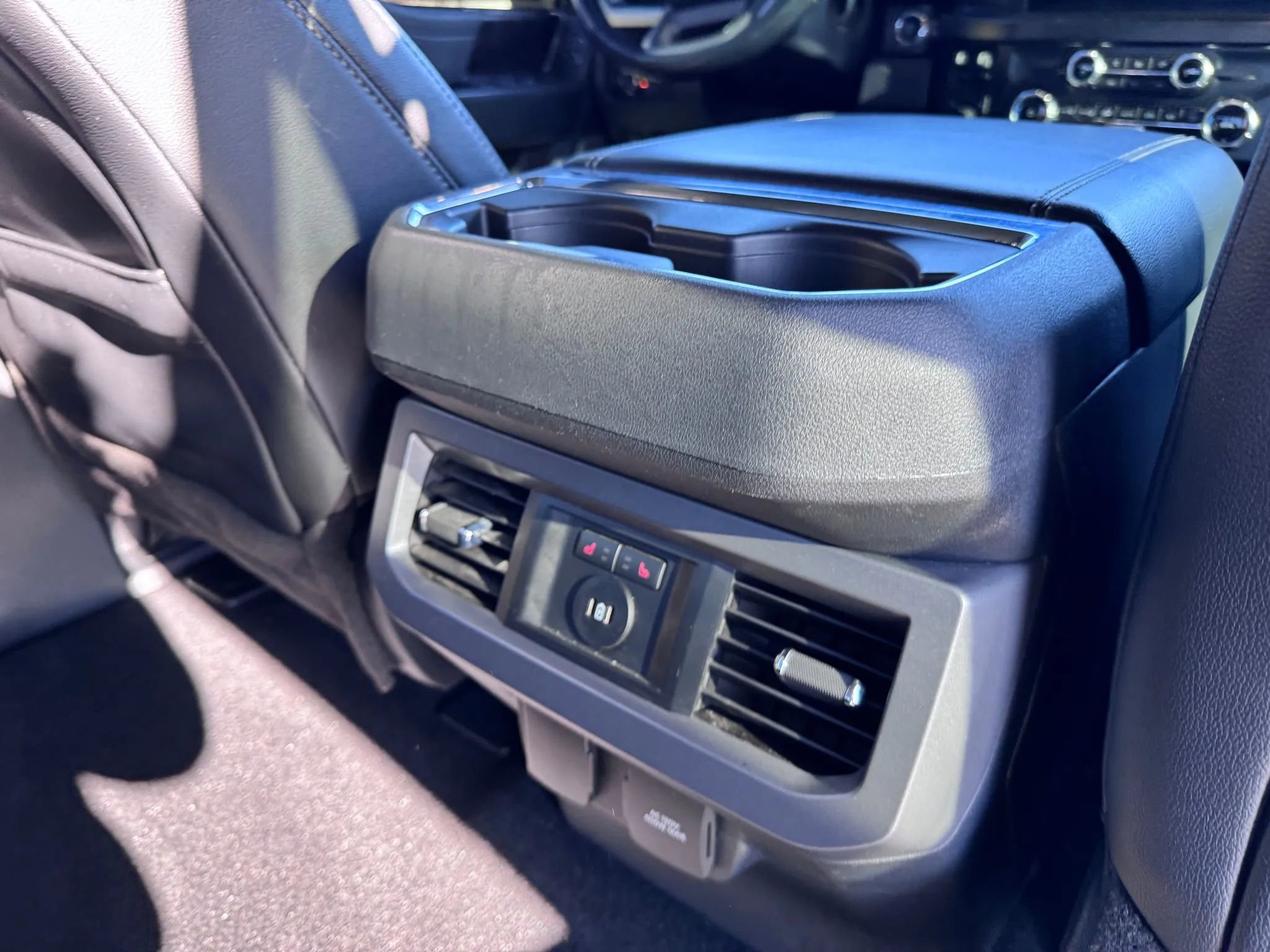 Used 2023 Ford F250 Lariat w/ FX4 Off-Road Package image 13