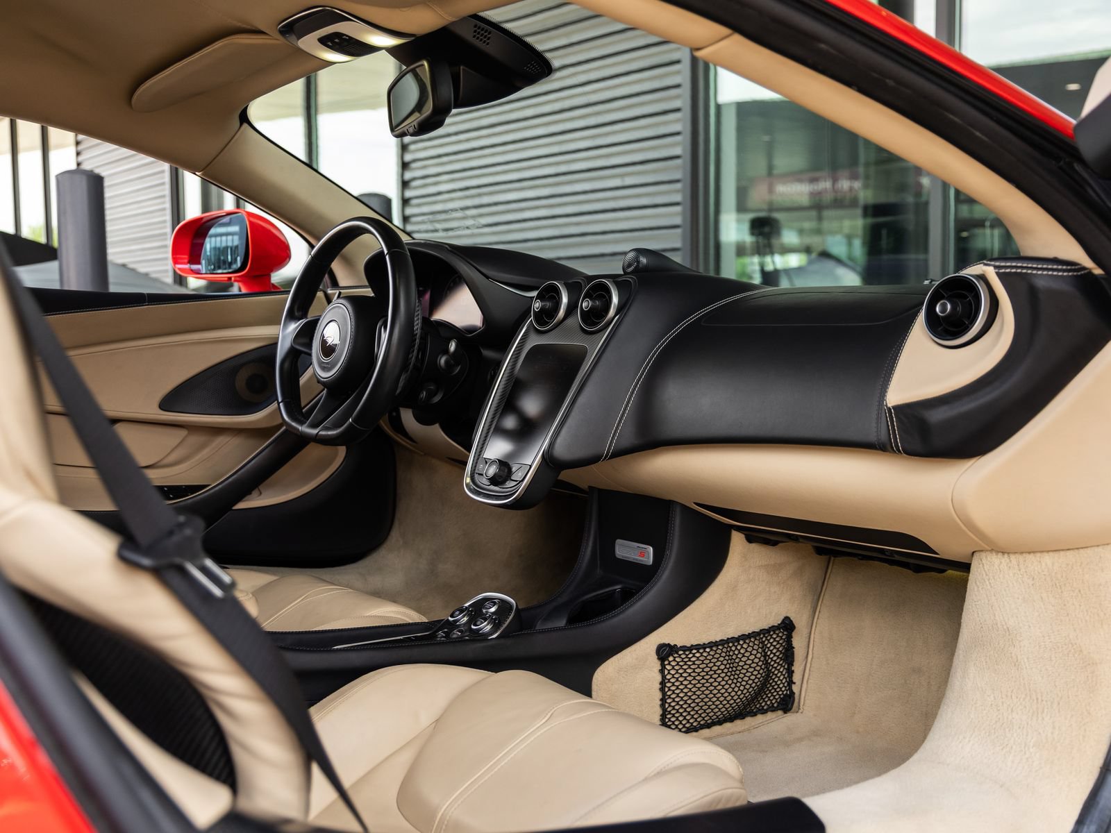 Used 2016 McLaren 570S Coupe RWD image 49