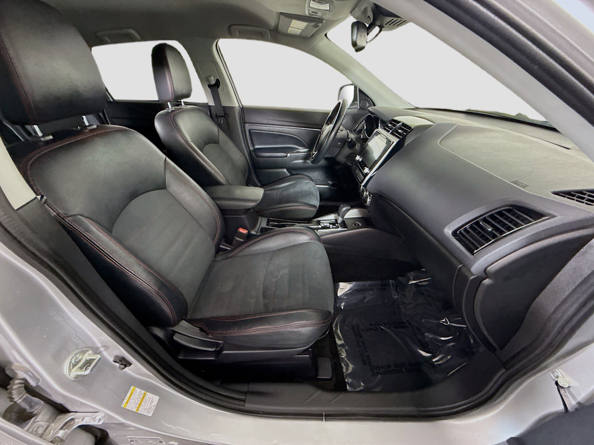 Used 2022 Mitsubishi Outlander Sport LE image 29