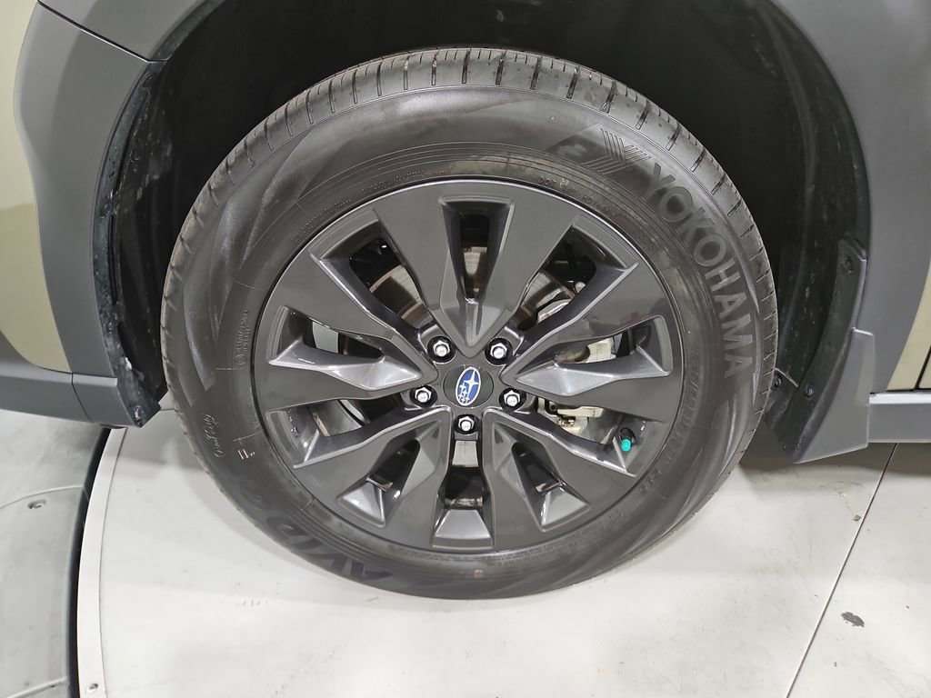 Certified 2025 Subaru Outback Onyx Edition image 27