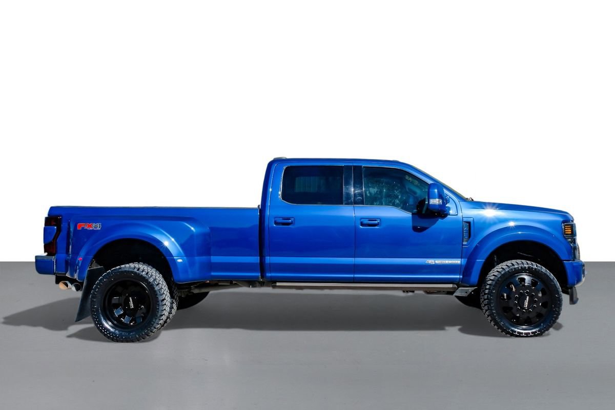 Used 2022 Ford F450 Platinum w/ FX4 Off-Road Package image 6