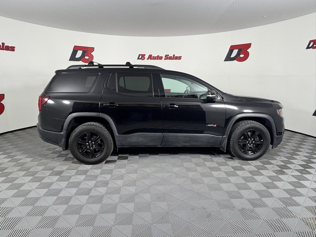 Used 2022 GMC Acadia AT4 w/ Technology Package image 7