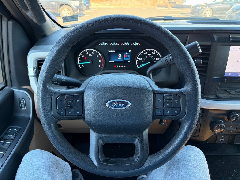 Used 2024 Ford F350 XLT image 11