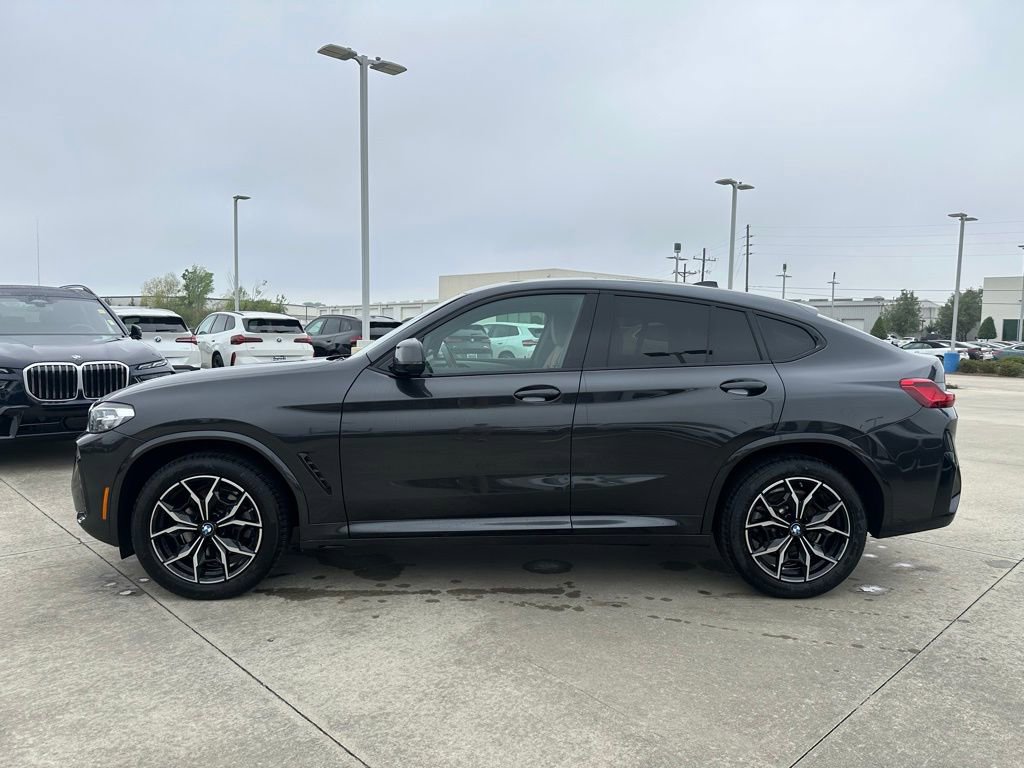Certified 2025 BMW X4 xDrive30i image 8