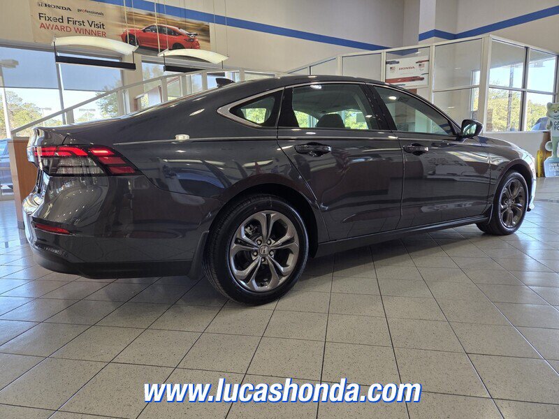 Used 2024 Honda Accord EX image 4