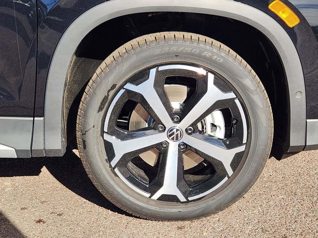 New 2026 Volkswagen Tiguan SE AWD/4WD image 30
