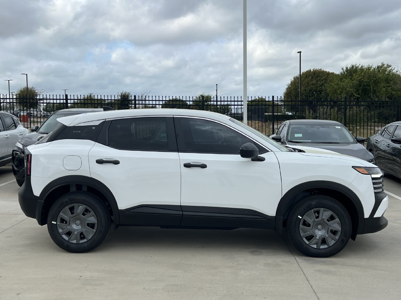 New 2027 Nissan Kicks S FWD image 3