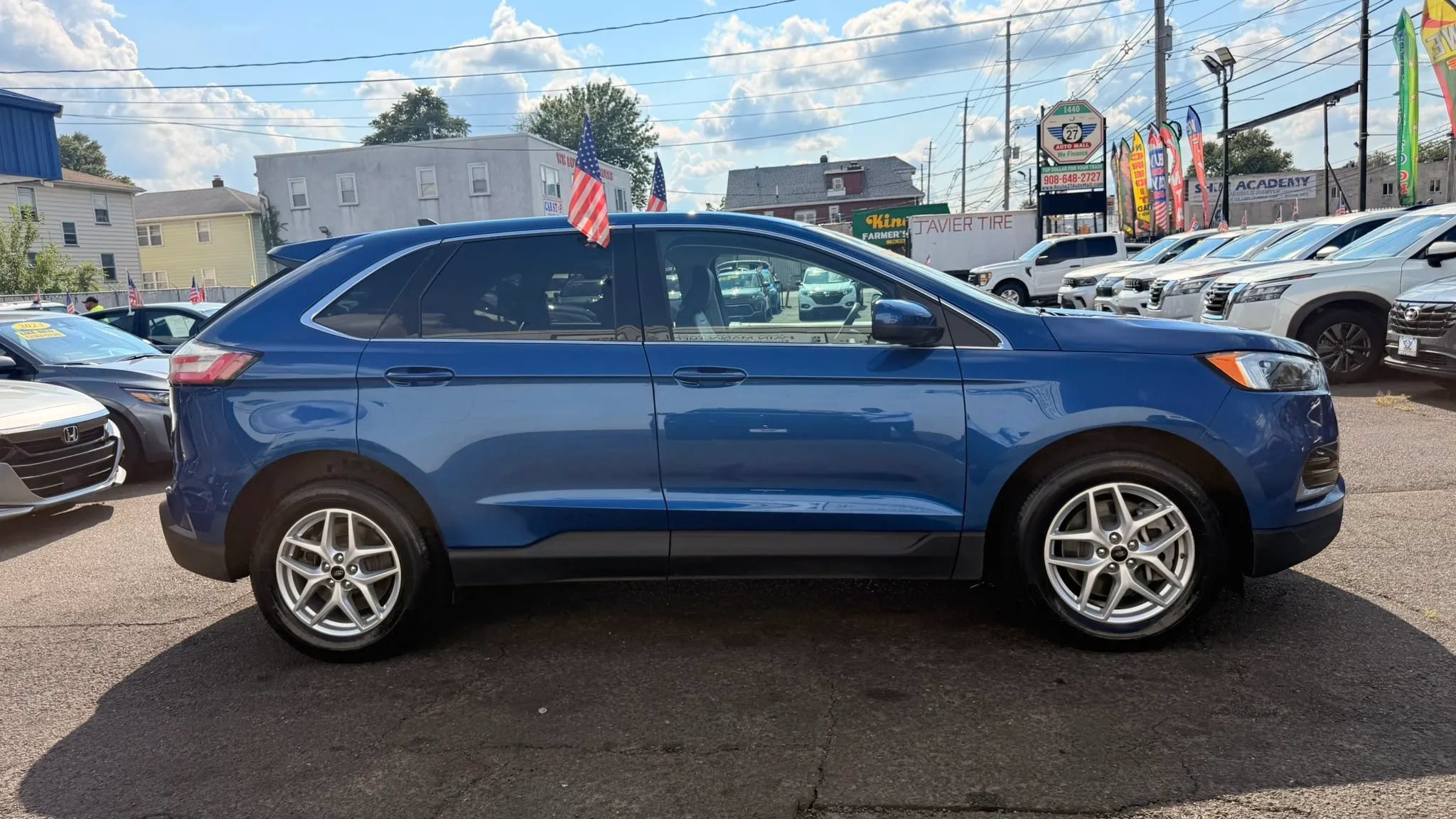 Used 2024 Ford Edge SEL AWD/4WD image 11