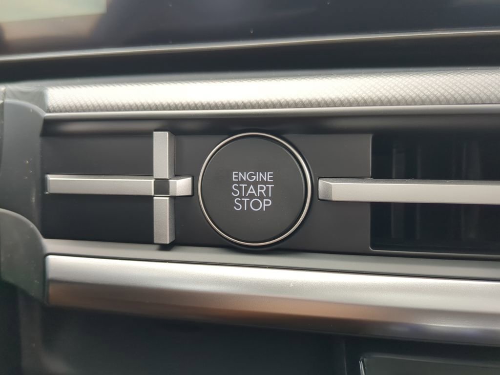 New 2025 Hyundai Santa Fe XRT image 14