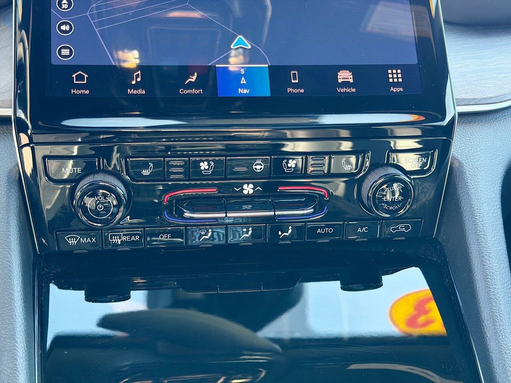 Used 2023 Jeep Grand Cherokee Overland image 36