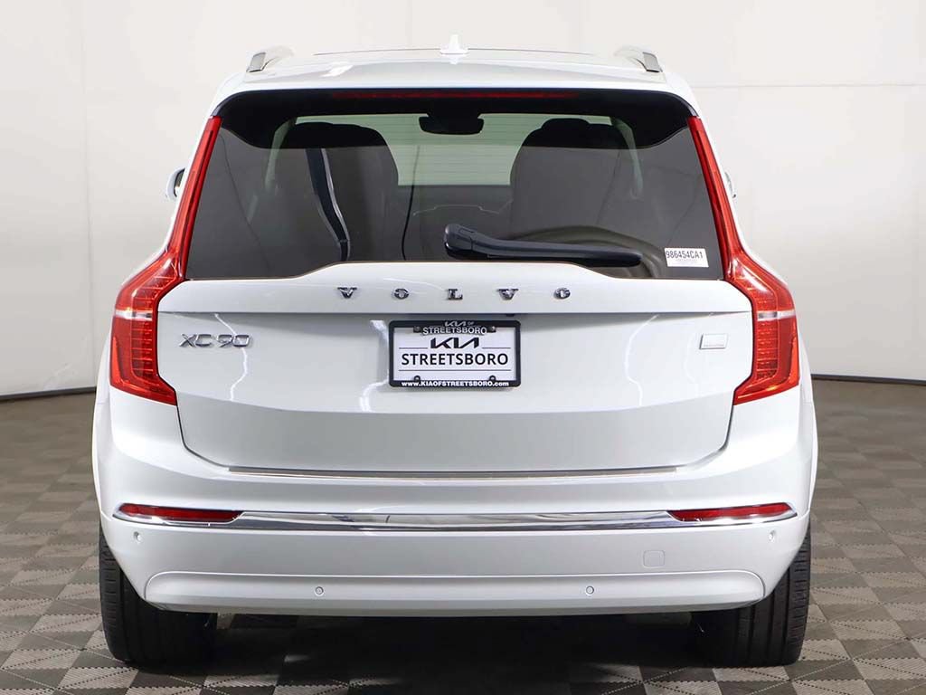 Used 2023 Volvo XC90 T8 Ultimate w/ Protection Package Premier AWD/4WD image 17