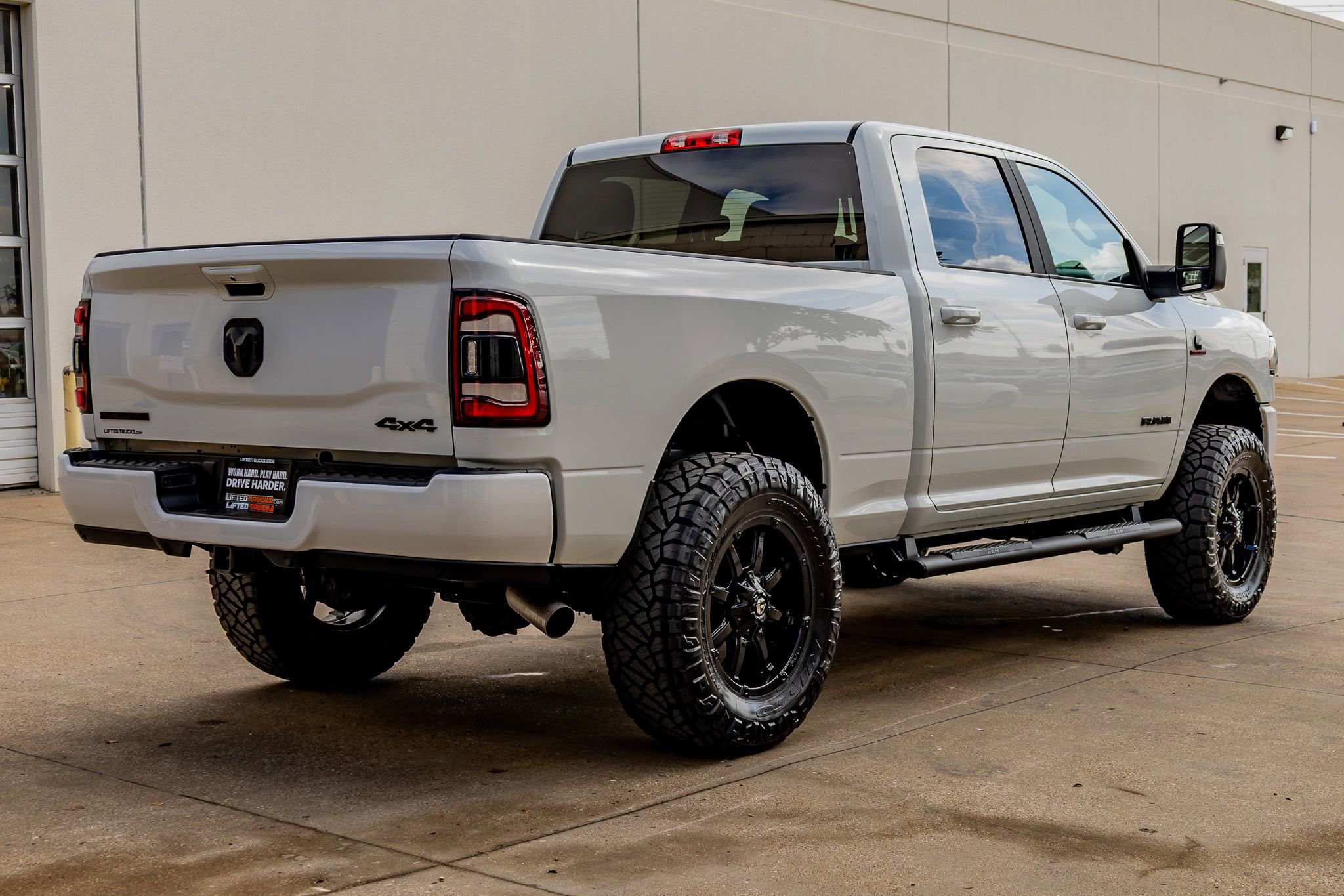 Used 2024 RAM 2500 Big Horn w/ Night Edition image 10