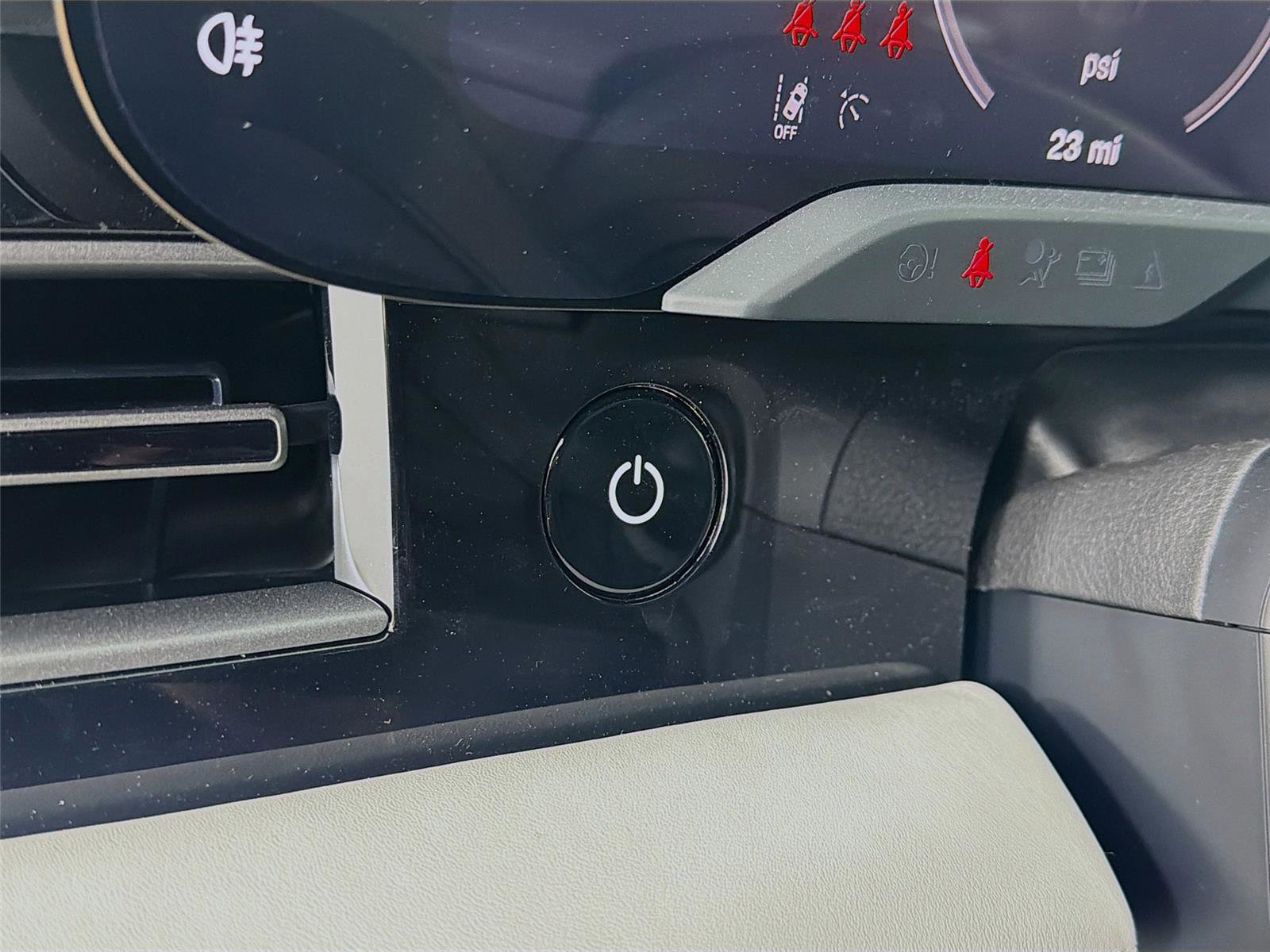 New 2025 Porsche Taycan 4 Cross Turismo image 10