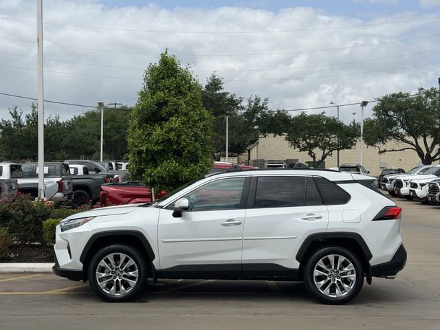 Certified 2025 Toyota RAV4 Limited image 4