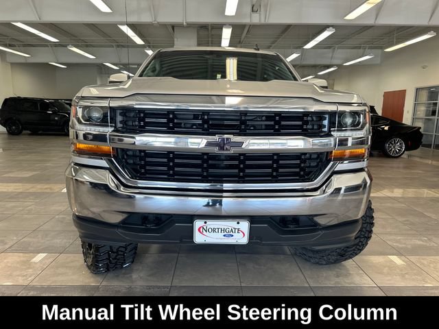 Used 2017 Chevrolet Silverado 1500 LT AWD/4WD image 17