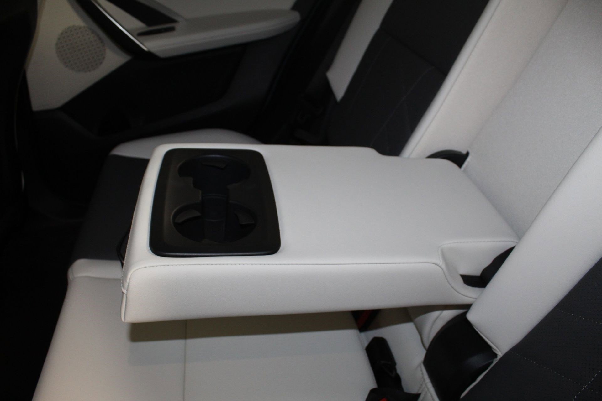 New 2026 BMW X1 xDrive28i w/ Convenience Package image 21