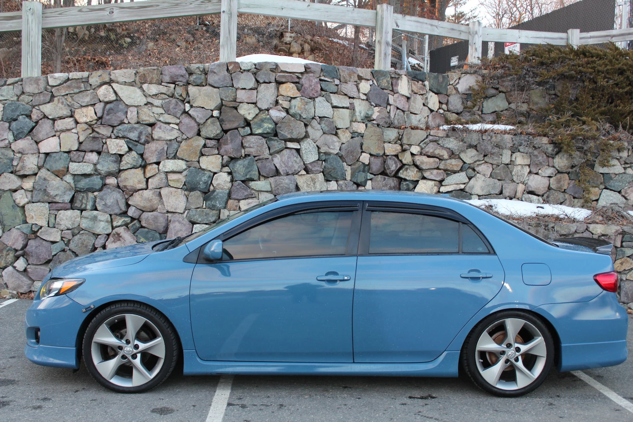 Used 2010 Toyota Corolla S image 6