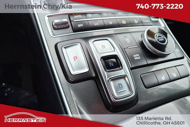 Used 2023 Hyundai Santa Fe SEL image 11