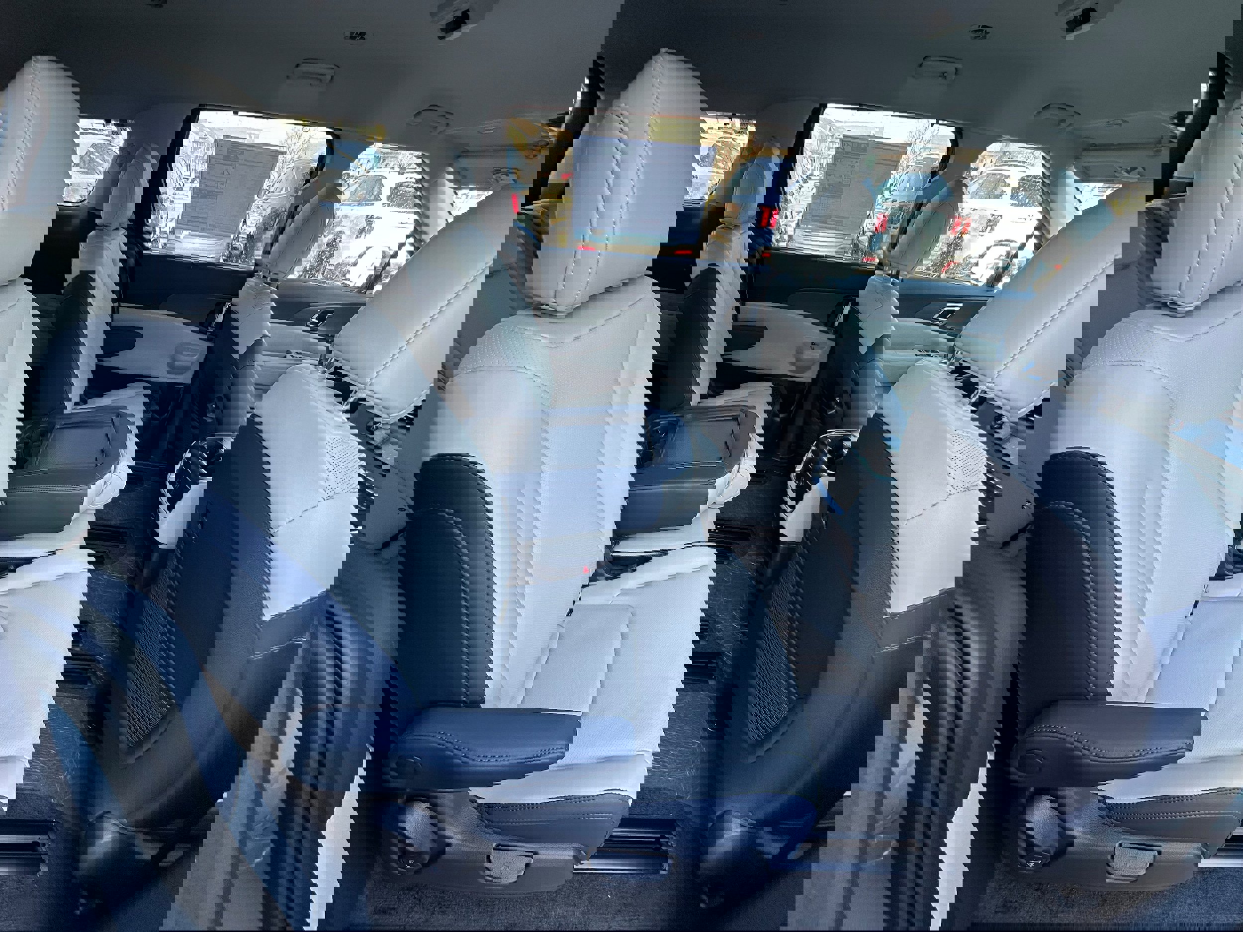 New 2026 Kia Carnival EX image 17