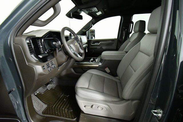 New 2026 Chevrolet Silverado 2500 LT w/ All Star Edition image 5