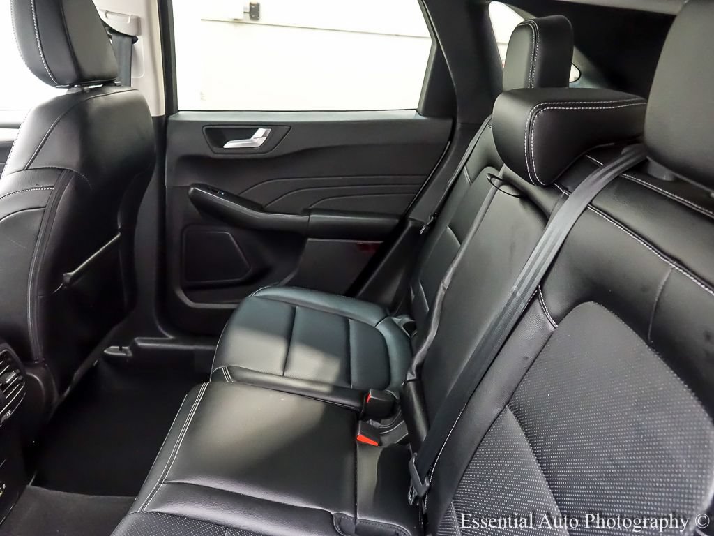Used 2022 Ford Escape SEL AWD/4WD image 11