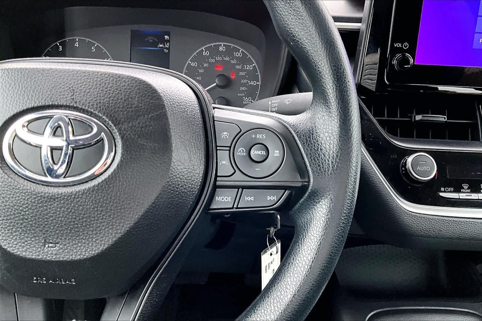 Certified 2025 Toyota Corolla LE FWD image 24