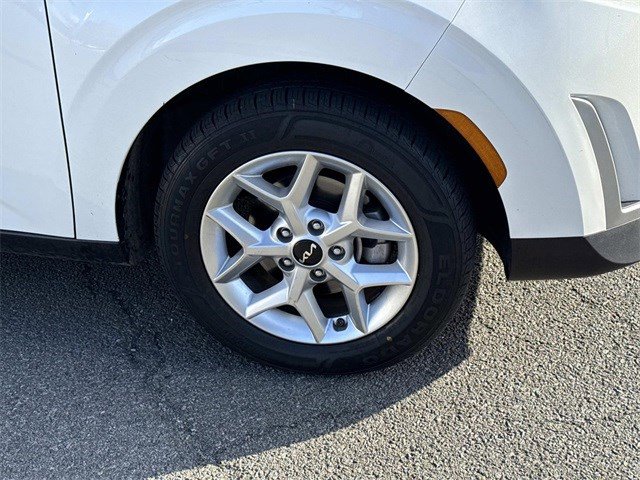 Certified 2023 Kia Soul LX w/ LX Technology Package image 7